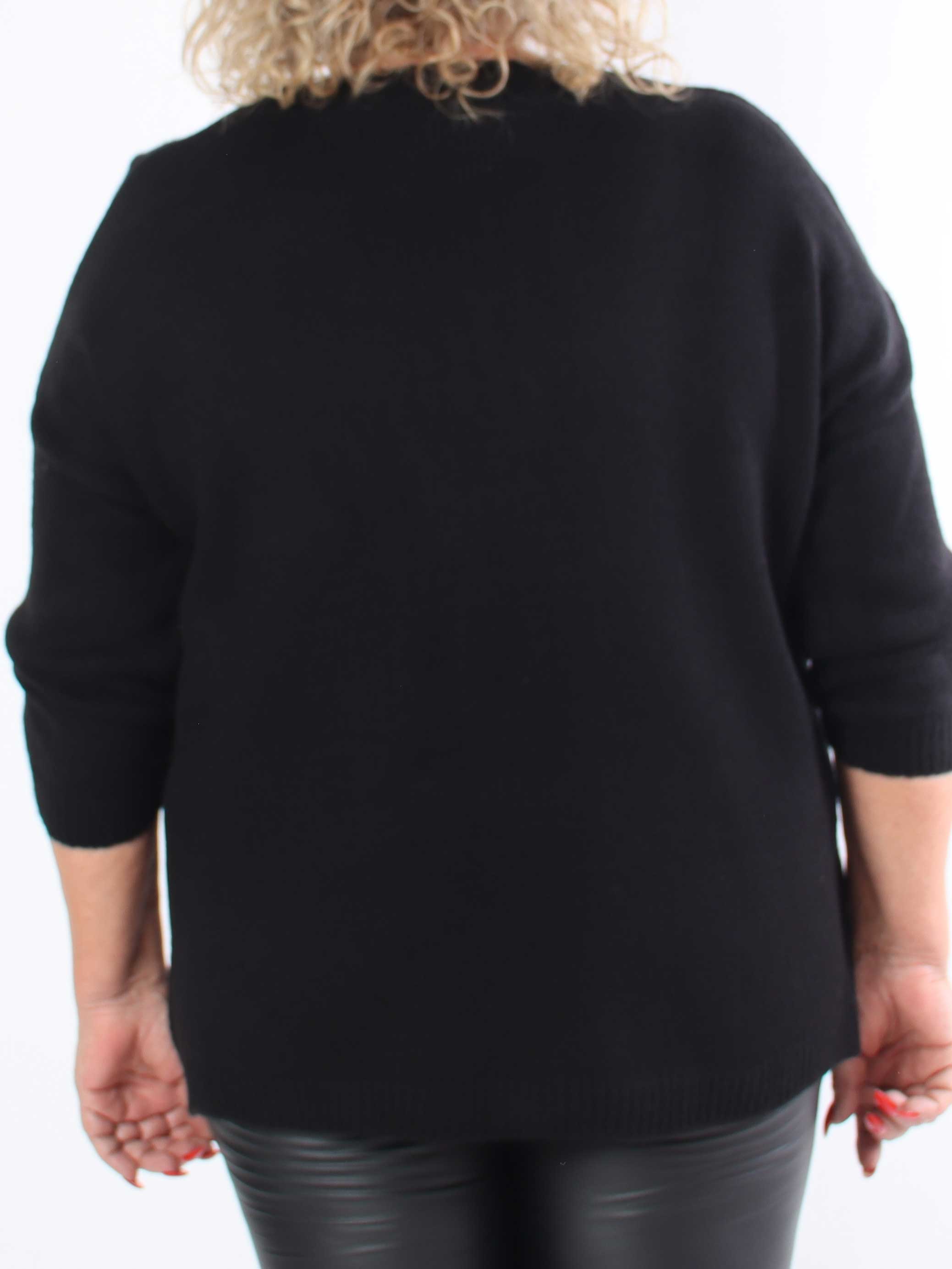 Delores - Plus size stickad tröja med blommönster och pärlor